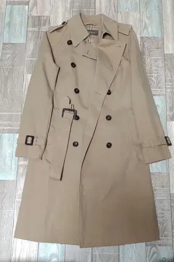베이지 트렌치코트 코튼 혼방
