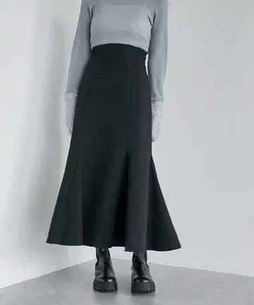 비이지 우르시 백 레이스업 머메이드 스커트 블랙 M 사이즈