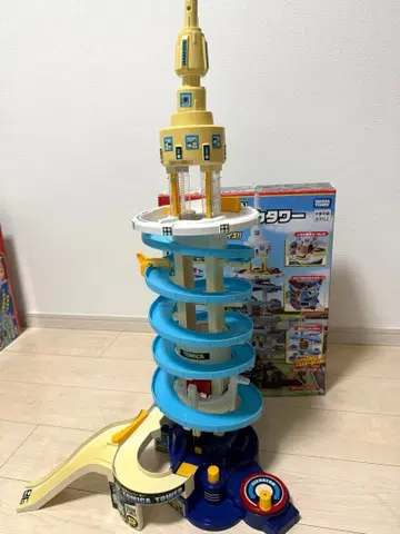 토미카 크게 놀자! DX 토미카 타워