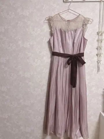 프로포션 바디 드레싱 에어리 플레어 원피스