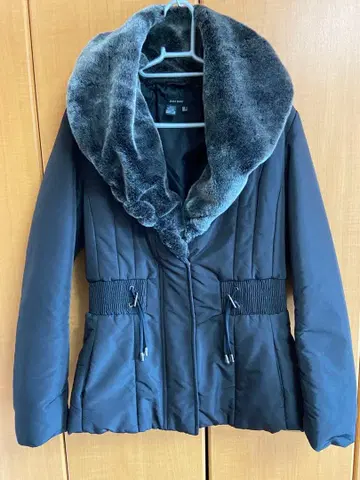 ZARA 숏코트 퀼팅 허리 조임으로 라인 예쁨