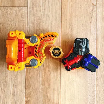 가면라이더 기츠 DX 파워드 빌더 버클 & 기가트 버클