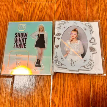 IVE 리즈 아크릴 스탠드