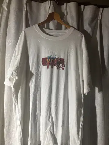 스트리트 파이터풍 T셔츠 화이트