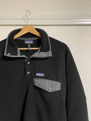 Patagonia 신틸라 스냅 T 플리스 자켓 블랙