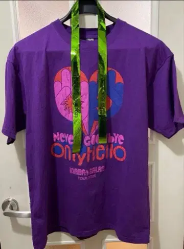 INABA/SALAS 티셔츠 은색 테이프