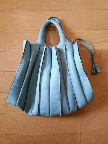 LUPO 백 토트 블루 플리츠 스페인