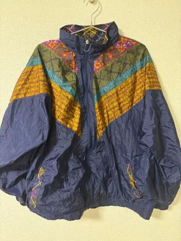 [ 90s 구제 의류 ] 네이비 멀티 컬러 나일론 자켓