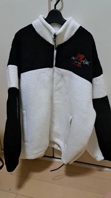 스키즈 보아 자켓