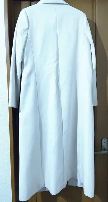 ROYAL PARTY 로얄 파티 화이트 롱 코트