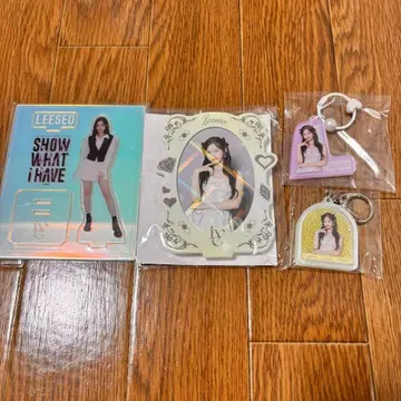 IVE 이서 아크릴 스탠드 키링