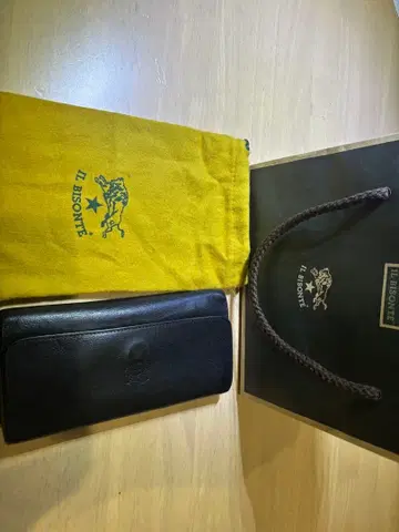 IL BISONTE 블랙 가죽 장지갑 수납 봉투 포함