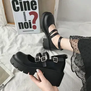 블랙 스트랩 신발 24cm