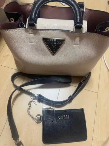 GUESS 숄더백 블랙 화이트 핑크 핸드백 게스 가죽 패스 케이스