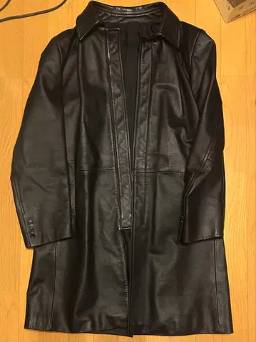 [ 새상품급 ] 꼼사데모드 블랙 가죽 자켓