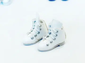 오비츠11 레이스업 부츠 화이트 신발만