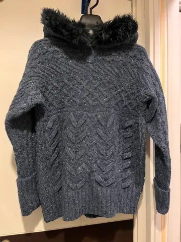 [ 미사용 택 포함 ] Aquascutum 퍼 니트 M 사이즈