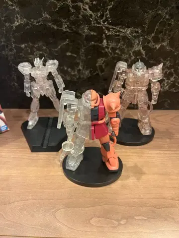 기동전사 건담 스켈레톤 피규어