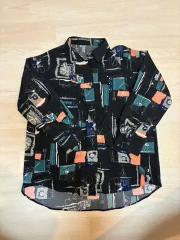 INGNI 블랙 무늬 셔츠 M 사이즈