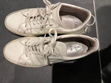 amb 화이트 가죽 스니커즈