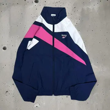 Reebok classic 나일론 자켓 네이비/핑크 M 사이즈