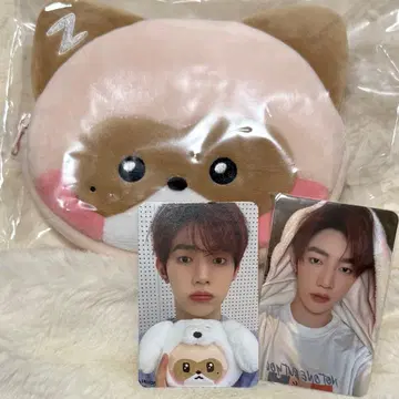 고양이 귀 파우치와 포토 카드 2장 세트