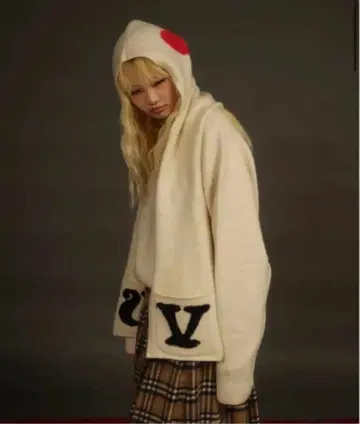 Aclent Point shaggy logo hooded muffler