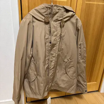 다운 라이너 마운틴 후드티 어반 리서치 도어스