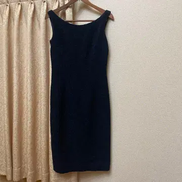 블랙 슬리브리스 원피스