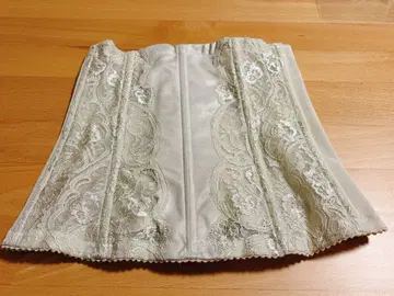 [브라이달리움 뮤] 브라이덜 이너 숏 뷔스티에 허리 64