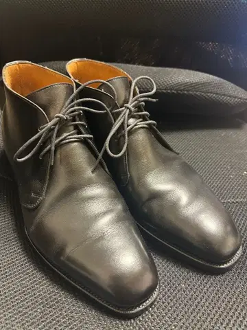 블랙 처카 부츠 가죽