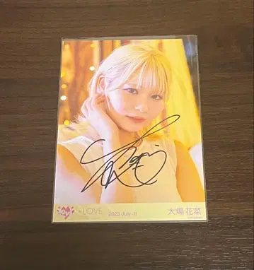 오바 하나 친필 나츠마토페 MV 의상