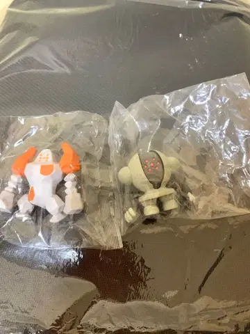 [ 초레어, 미개봉 ] 포켓몬 액션 피규어 레지스틸 레지록