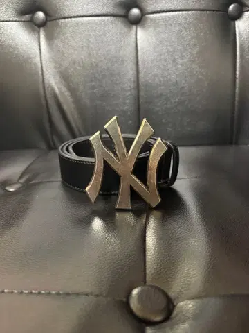 뉴욕 양키스 로고 벨트 블랙