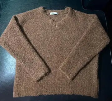 nano 브라운 V넥 니트 긴팔