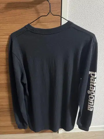 patagonia 블랙 긴팔 티셔츠 롱티