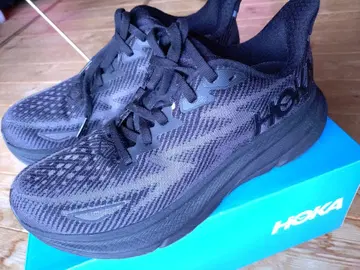 호카오네오네 클리프톤 9