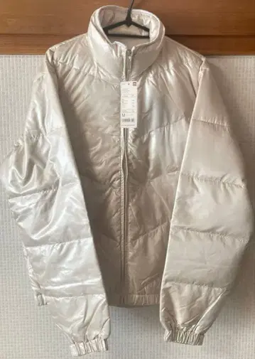 레어 유니클로 액티브 스포츠 다운 자켓 M 내추럴 미사용