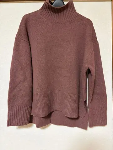 그린 라벨 릴랙싱 니트 스웨터 하이넥