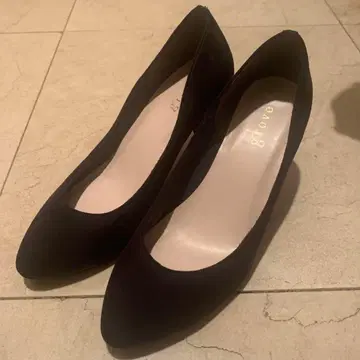 블랙 스틸레토 펌프스 23cm