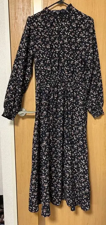 플로럴 프린트 긴팔 롱 원피스