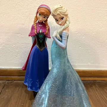 겨울왕국 프리미엄 피규어 엘사 안나 2체 세트 받침대 없음