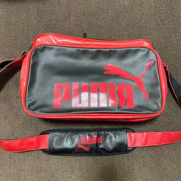 PUMA 에나멜 백 블랙/레드