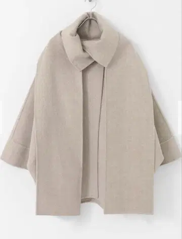 KBF 스톨 망토 리버 코트 베이지 하프 코트