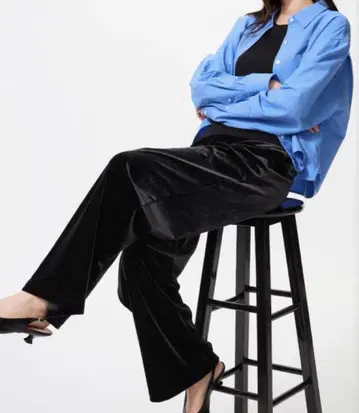 UNIQLO 소프트 벨로아 이지 팬츠 블랙