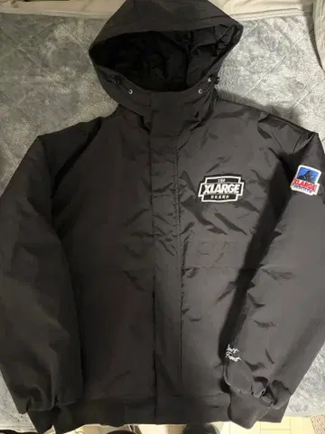 XLARGE 블랙 다운 자켓