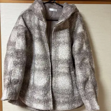 후드 부착 보아 자켓 탈바이유미 M