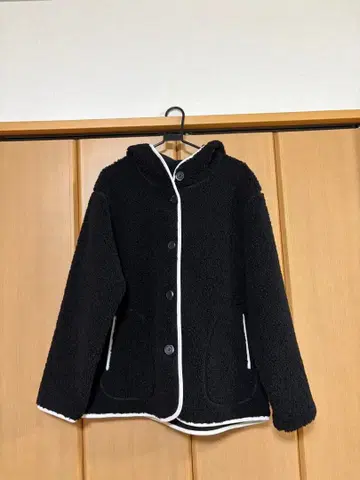 앙크로쉬 플리스 자켓