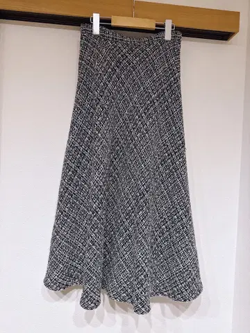 grove 트위드 롱 스커트