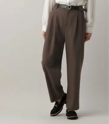 스트레이트 팬츠